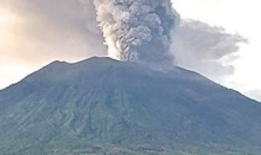 7 Letusan Gunung Agung yang tercatat dalam sejarah Indonesia