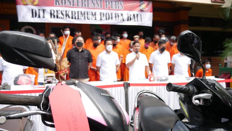 Ditreskrimum Polda Bali Ungkap 54 Kasus Pencurian Dengan 66 Tersangka