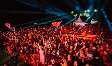 Puluhan Ribu Masyarakat Jembrana 'Pekikan' Ganjar - Mahfud Satu Putaran