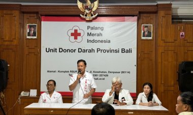 25 Pendonor Darah Sukarela Bali  raih Penghargaan SLKS Donor Darah 100 kali