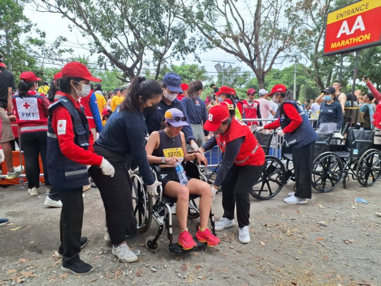 Ratusan Personil Medis dan Evakuasi PMI Turut Sukseskan Maybank Marathon 2024