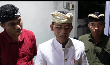 Pasangan Calon Bupati Paket Satriya Gelar Simakrama di Banjar Belatung, Peduli Petani Garam