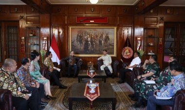 Kemhan dan OJK Perkuat Sinergi untuk Stabilitas Pertahanan dan Ekonomi     