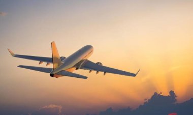 Pemerintah Turunkan Harga Tiket Pesawat Selama Libur Natal dan Tahun Baru