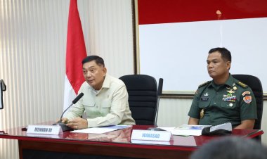 Usai ke PT Pindad, Menhan Sjafrie Kunjungi Bengpuspal Puspalad Tekankan Kapasitas Pemeliharaan dan Perawatan