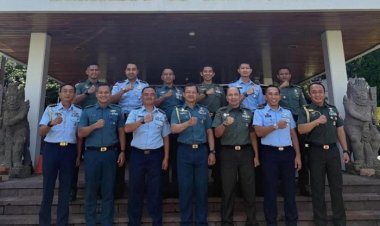 Perkuat Kerja Sama, Sejumlah Personel TNI Kunjungi KBRI Canberra