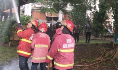 Kebakaran di Gedung Unit III Kantor Gubernur Bali, Diduga Akibat Korsleting Listrik