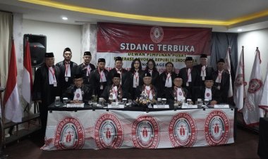 DPP FERARI lantik 11 Advokat Baru, Teguh Samudera: Bila Melanggar Kita Tegas Cabut Kartu Advokat