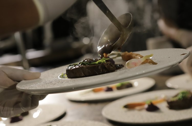 Royal Ambarrukmo Introduces “Kolaborasa,” a Seven-Course Culinary Collaboration by Two Leading Chefs